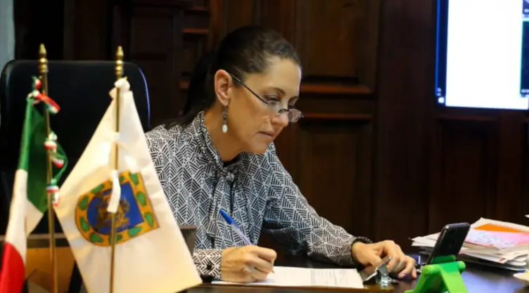 claudia-sheinbaum-covid (1).jpg