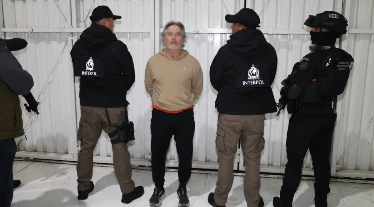 hernan bermudez requena la barredora.jpg