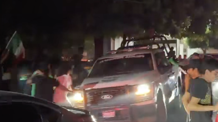 Policía