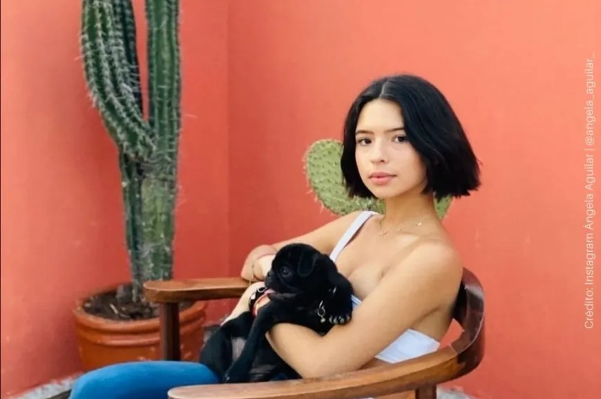 Ángela Aguilar mascota.jpg
