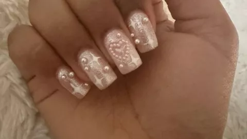 7 diseños de uñas con estrellas: las puedes usar en cortas o largas y se verán de lujo