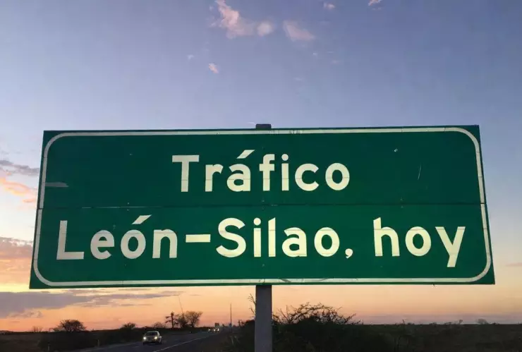 ¿Caos navideño Así está el tráfico vehicular en la carretera León-Silao hoy miércoles 24 de diciembre.jpg