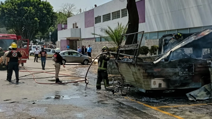 incendio-casa rodante Tlatelolco