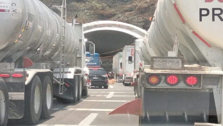Reportan TRÁFICO pesado en la autopista Puebla-Orizaba hoy 7 de junio de 2024