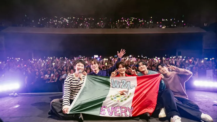 Así fue la presentación de W24 en el Korea Spotlight 2024 México