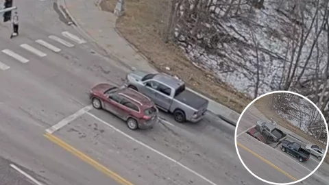 SOCAVÓN SEMÁFOROR.png