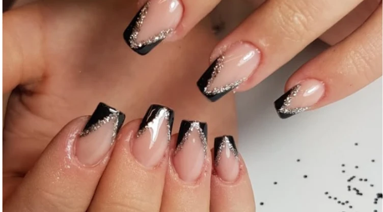 uñas acrílicas