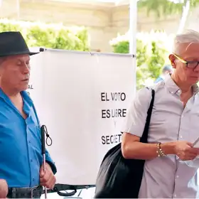 “Emitir su voto en libertad”.