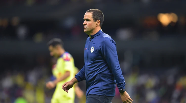 André Jardine, técnico del América