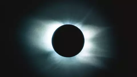 Declaran estado de emergencia por el eclipse solar 2024 estas ciudades