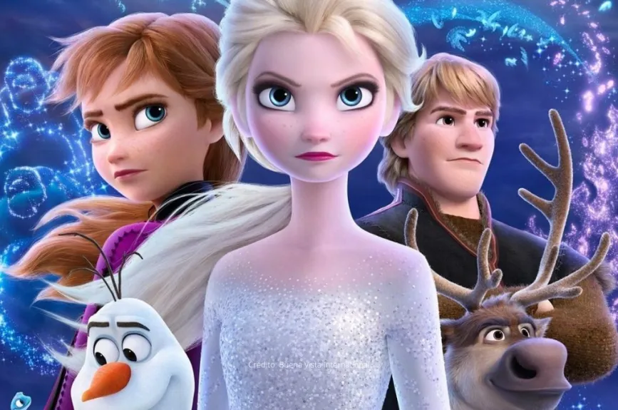 Elsa emprende un viaje hacia tierras desconocidas...