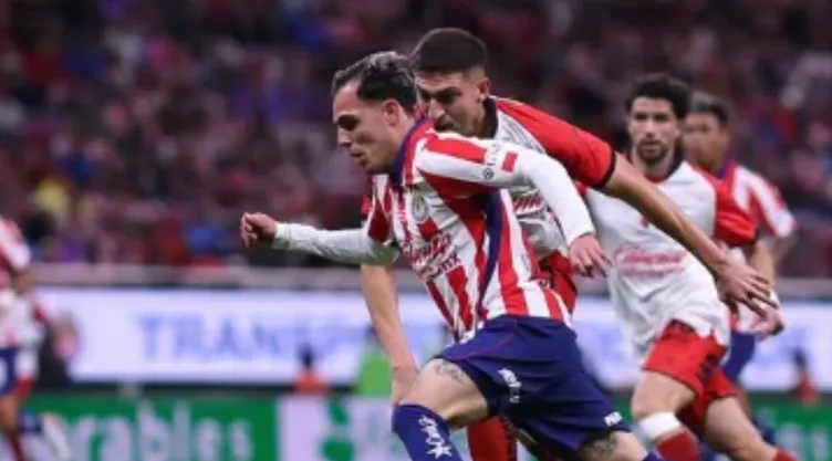 hugo-camberos-posible-salida-chivas-candidatos-reemplazarlo.jpg
