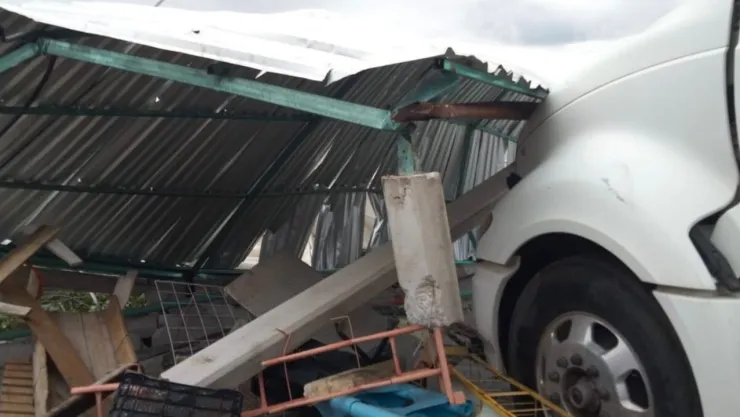 Tornado en Chignahuapan Puebla deja daños en viviendas e invernaderos