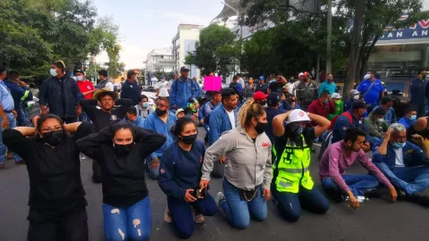 mujeres bloqueo gaseros CDMX policías.jpg