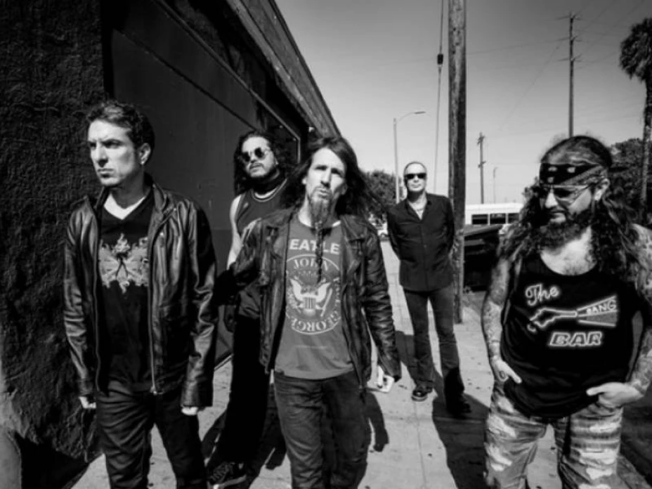 Sons of Apollo en México