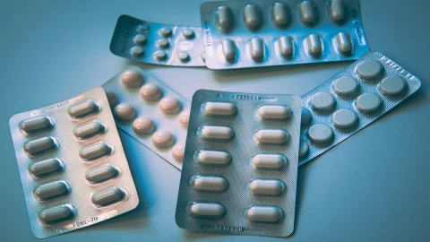 Ibuprofeno o paracetamol: ¿cuál es mejor para los dolores por hacer deporte?