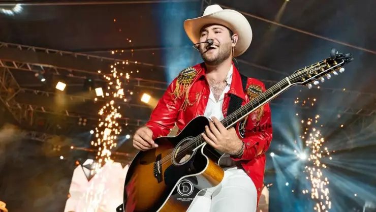 tony elizondo calibre 50.
