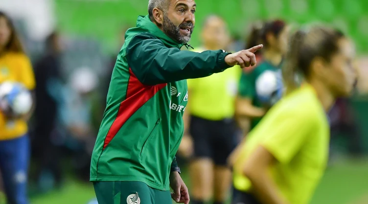 Pedro López, director técnico Selección Mexicana Femenil