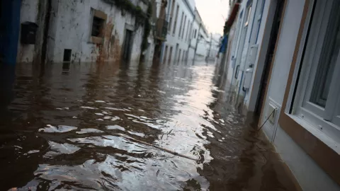 Vista de una zona inundada después de que la tormenta Leo pasara por Alcacer do Sal, Portugal , 5 de febrero de 2026.