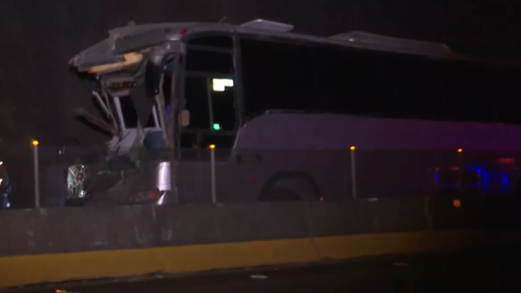 Tragedia en la autopista Tepic-Guadalajara: 2 muertos y 42 heridos tras brutal choque 