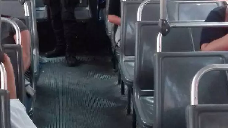 chofer de transporte publico de Celaya intenta violar a mujer