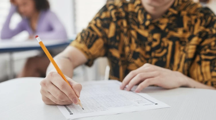 Examen Comipems 2024: ¿cuántos aciertos se necesitan por cada escuela?