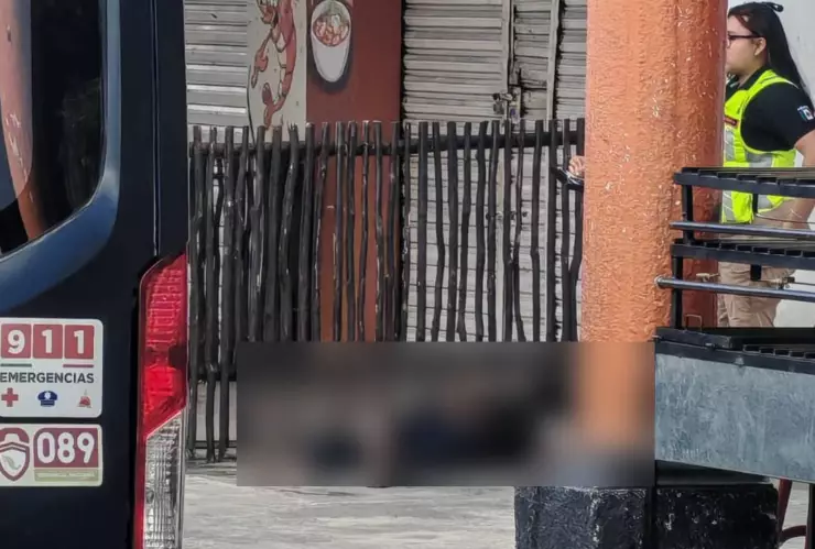 Hallan hombre sin vida en la vía pública en Playa del Carmen; esto se sabe