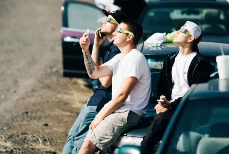 eclipse 14 octubre lentes.