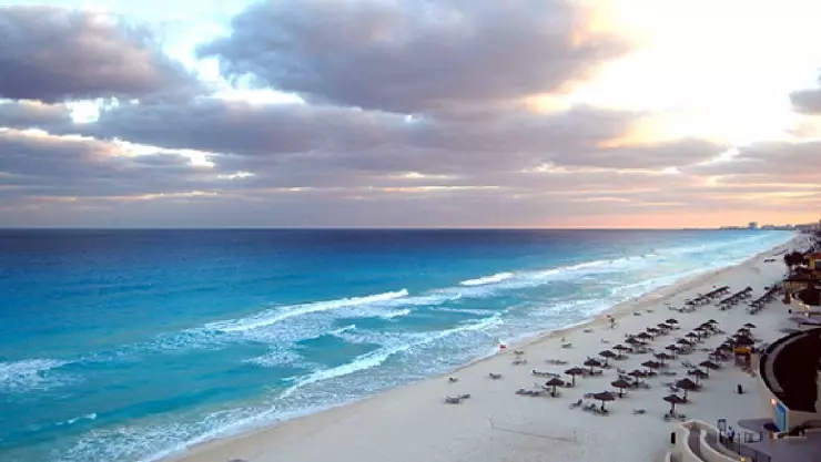 clima en Cancún y quintana roo 8 de diciembre de 2024