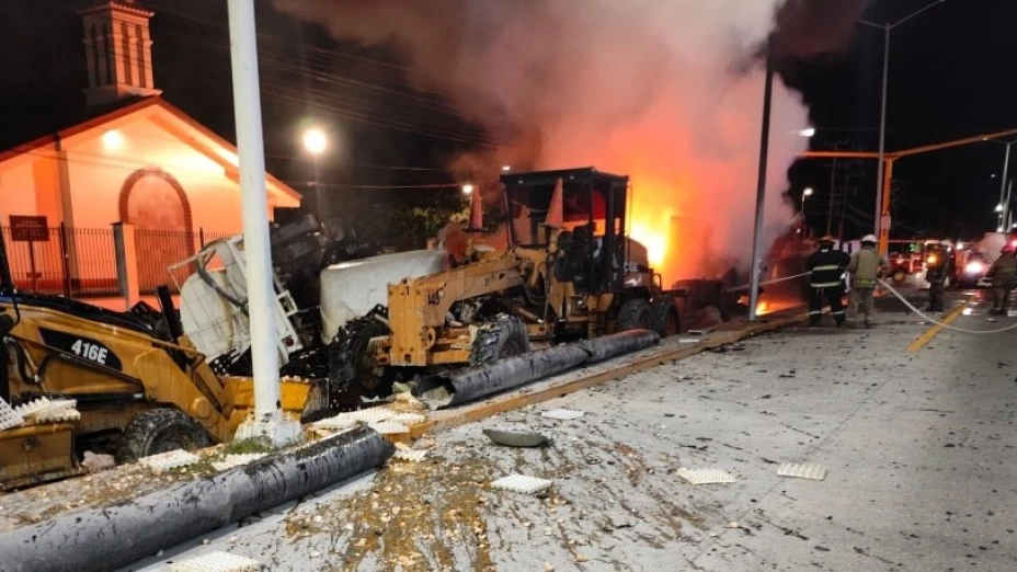 ¡Tragédia en lunes! Tres muertos y un herido deja fuerte accidente de tráiler en Campeche; esto se sabe