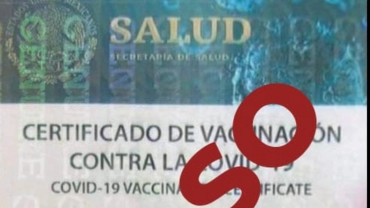 cartilla de vacunacion falsa covid-19.jpg