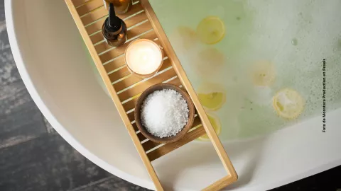 &iquest;C&oacute;mo conseguir trabajo con el ritual de agua y sal?