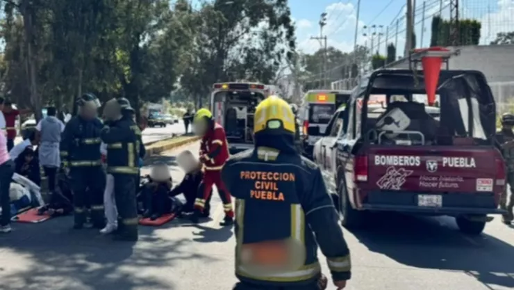 Choque colapsó el bulevar Municipio Libre, Puebla hoy; conductor resultó lesionado