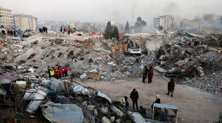 Rescates emotivos en Turquía y Siria