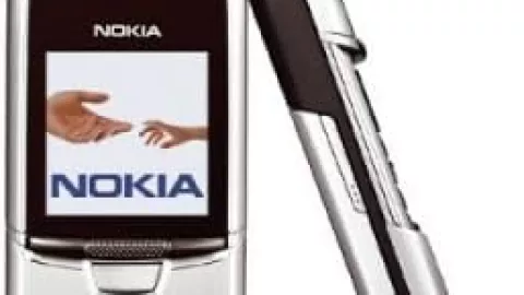 El Nokia 8800 fue revolucionario por su desplazamiento para el teclado