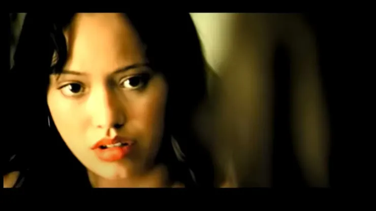 Celebridades que fueron modelos de videos musicales - Maya Zapata