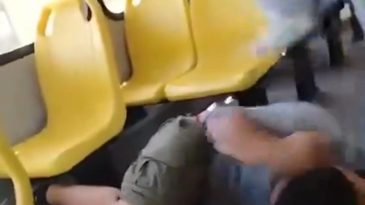 chofer golpea a menor en manzanillo