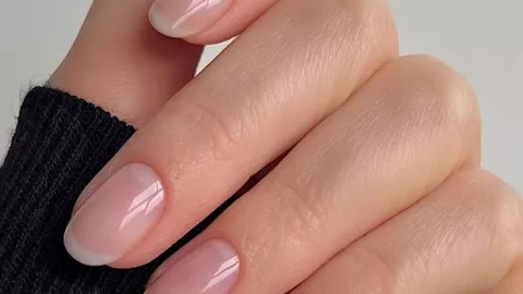 8 diseños de uñas aesthetic que harán ver a la moda a cualquier persona