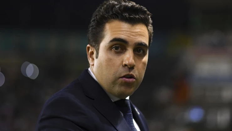 Chivas despiede a Michel Lea&ntilde;o