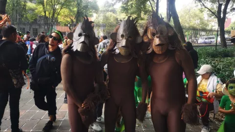 Desfile para festejar los 100 años del Zoológico de Chapultepec.jpg