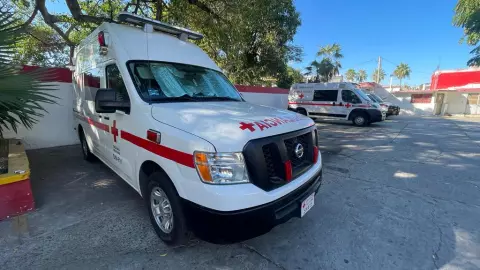 Ambulancia de la Cruz Roja Sinaloa en Mazatlán