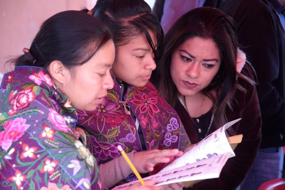 Educación plurilingüe