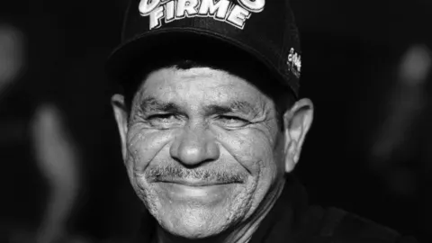 Grupo Firme lamenta la perdida de un integrante de su staff horas antes de su concierto en Tapachula