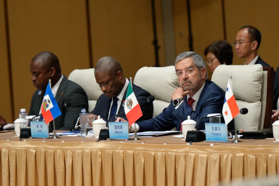 SRE Celac 13 mayo 2025.jpg