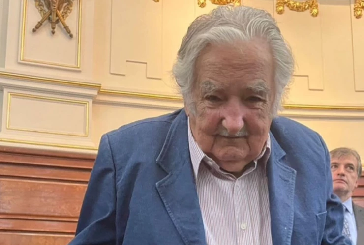 jose-mujica-tumor-esofago