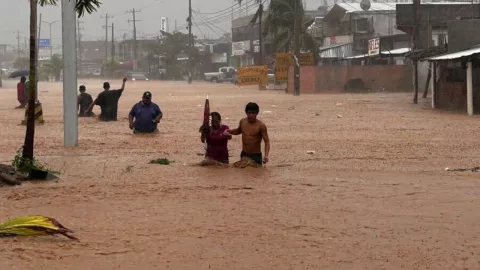 Tormenta tropical “John”