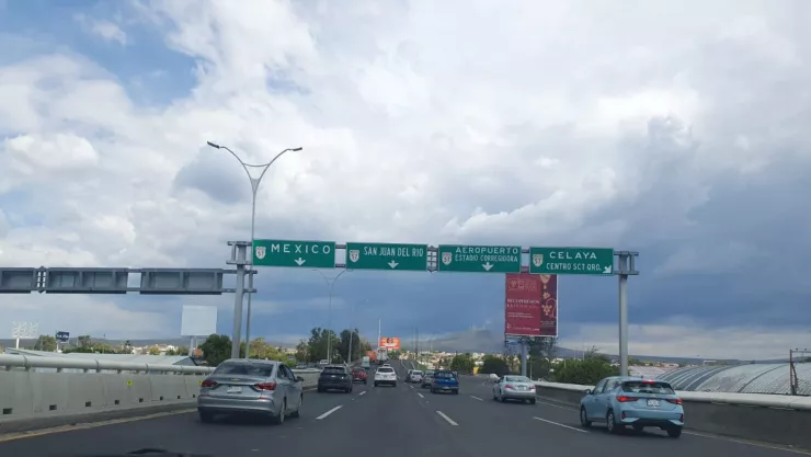 Tráfico en la 57.jpg