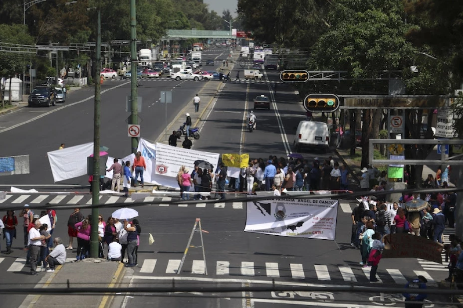 CNTE-bloqueos