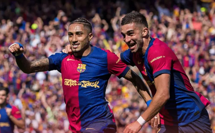 Con Raphinha a la cabeza, el FC Barcelona recuperó el prestigio europeo