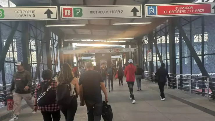Cierran estaciones de la 1 del Metrobús CDMX